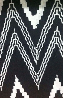 Monochrome NR0028