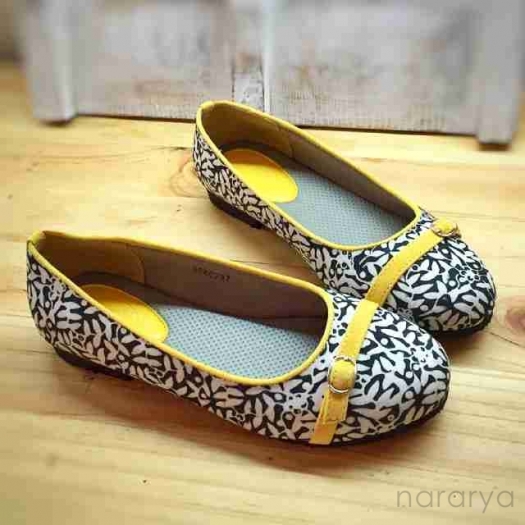 Naura Yellow